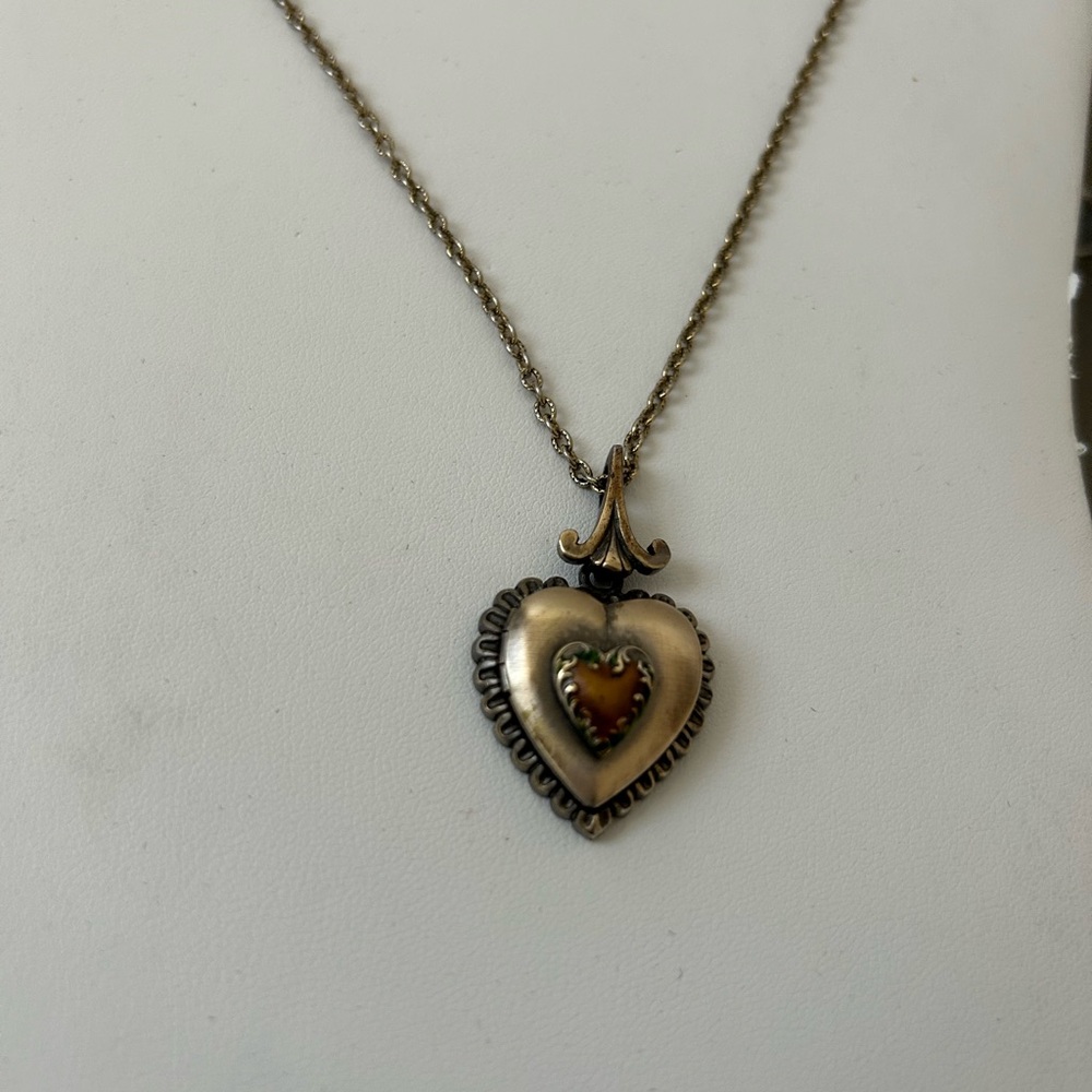 Antique Gold Vintage 3D Ornate Heart Locket  Filigree Boho Pendant Necklace RARE - Picture 9 of 10